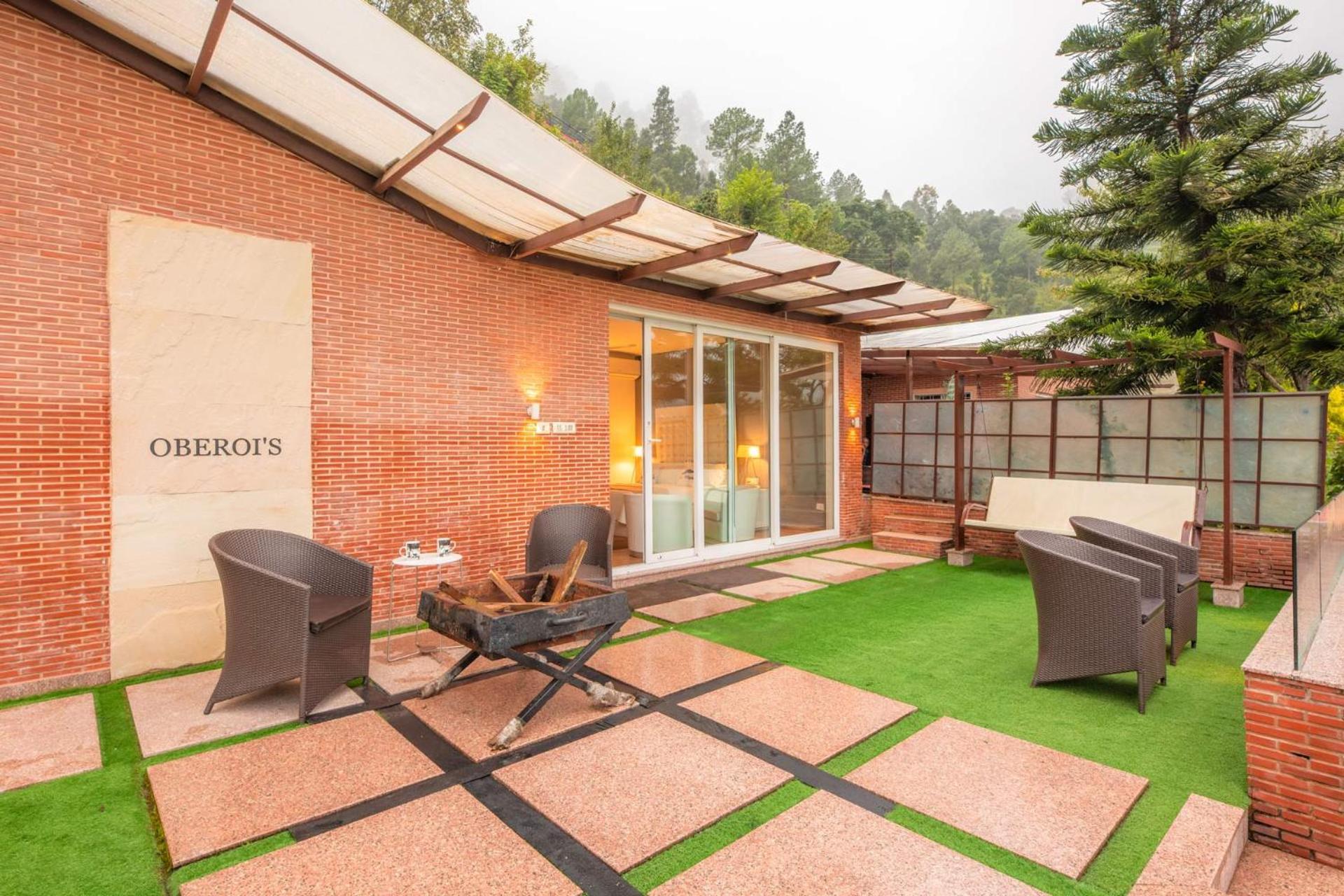 Stayvista At Oberoi'S Chalet Bhimtal Exterior photo